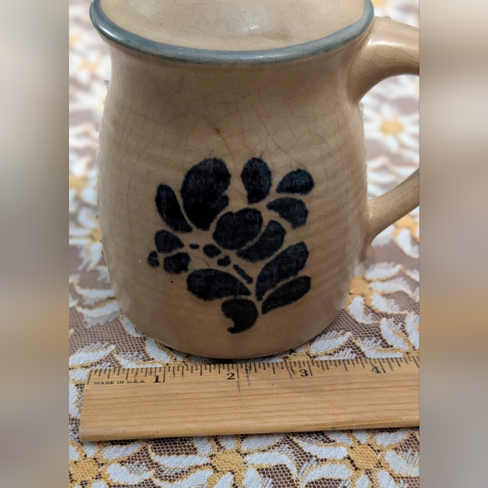 Vintage 1970's Pfaltzgraff Pottery Folk Art Stove Top Spice Shaker #056 - Picture 9 of 9